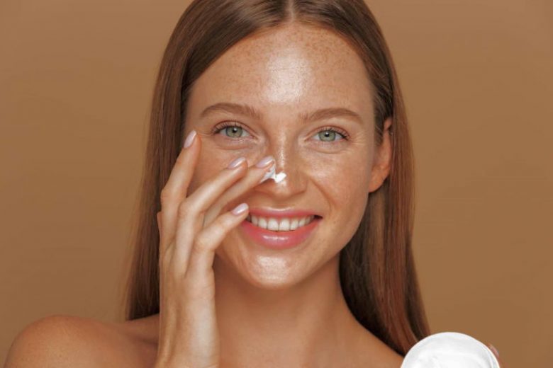 Choose the Right Facial Moisturizer for Your Skin Type